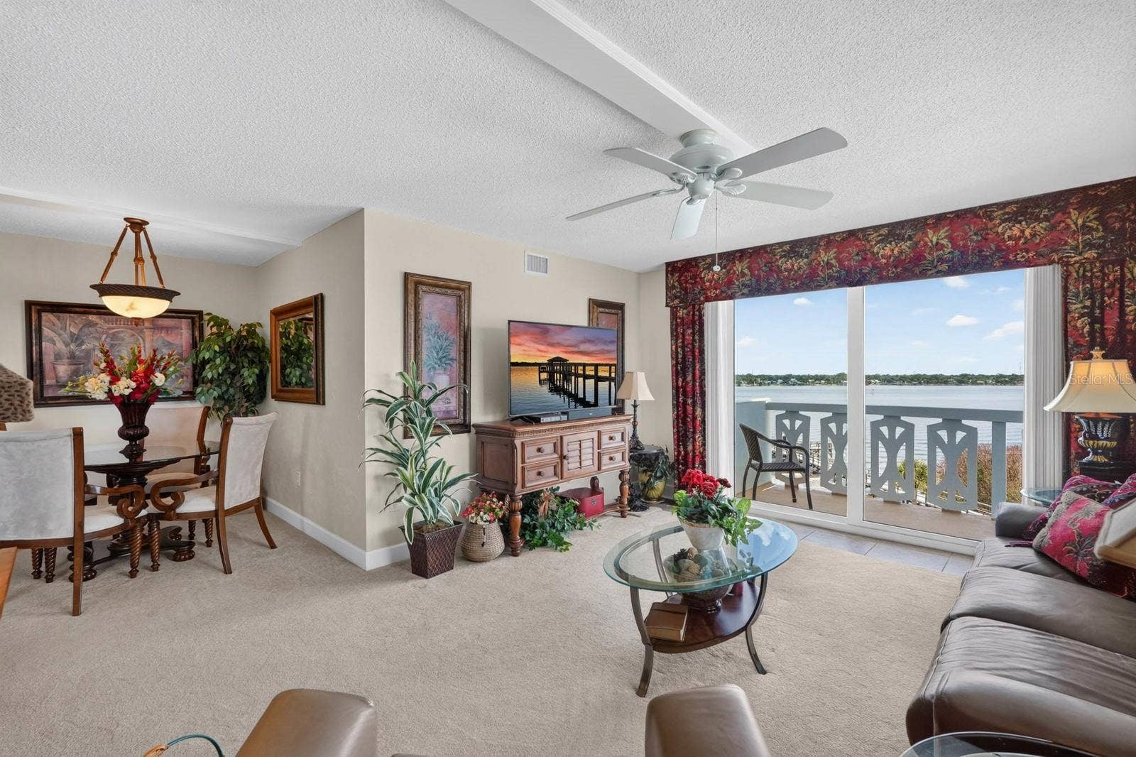 925 N HALIFAX AVENUE, #403, Daytona Beach, FL 32118 925 N HALIFAX AVENUE, #403, Daytona Beach, FL 32118