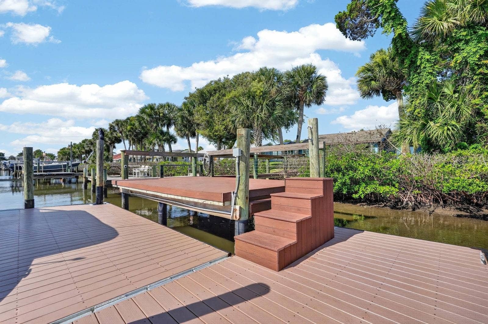 1136 HARBOUR POINT DRIVE, Port Orange, FL 32127 1136 HARBOUR POINT DRIVE, Port Orange, FL 32127