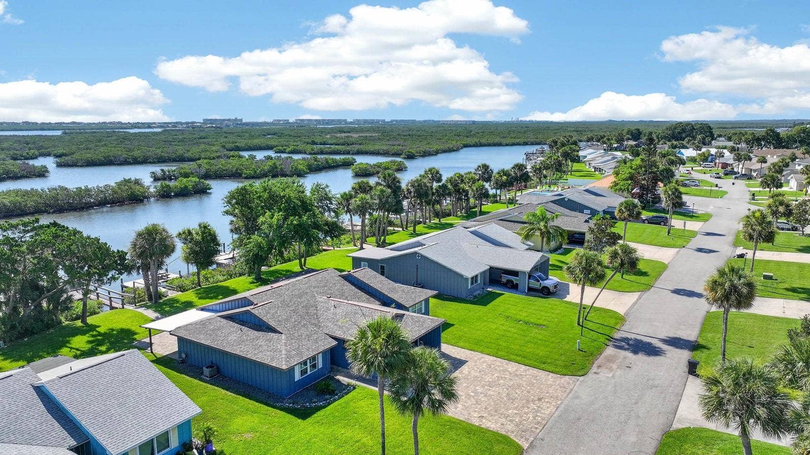 1136 HARBOUR POINT DRIVE, Port Orange, FL 32127 1136 HARBOUR POINT DRIVE, Port Orange, FL 32127