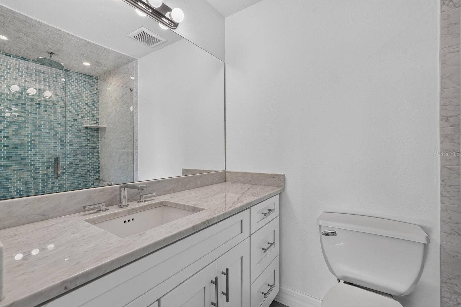 1136 HARBOUR POINT DRIVE, Port Orange, FL 32127 1136 HARBOUR POINT DRIVE, Port Orange, FL 32127