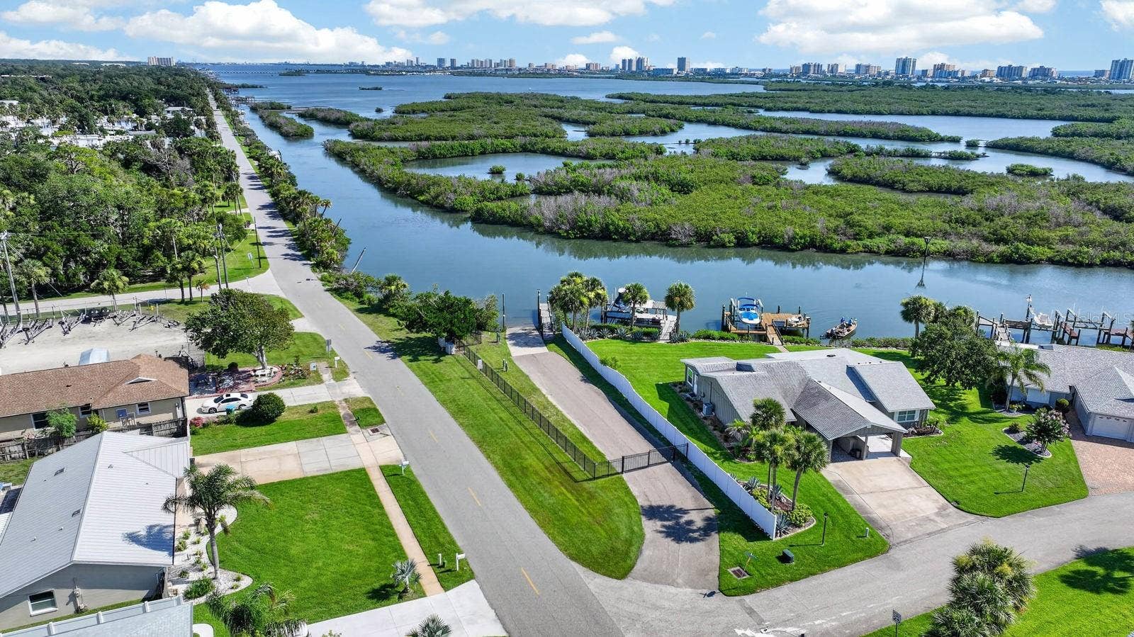1136 HARBOUR POINT DRIVE, Port Orange, FL 32127 1136 HARBOUR POINT DRIVE, Port Orange, FL 32127
