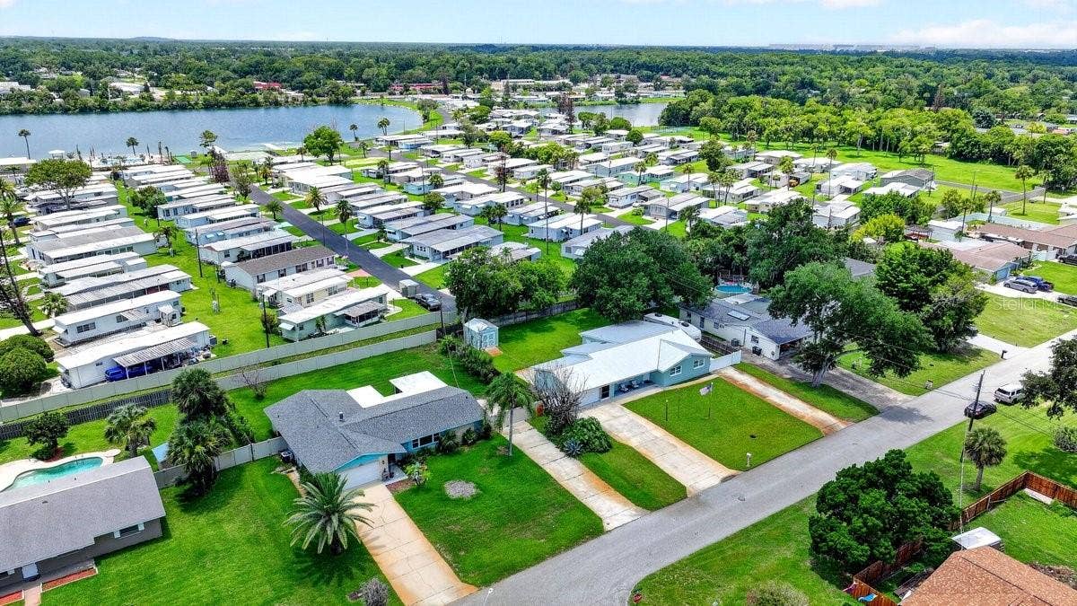 2334 CITRUS AVENUE, South Daytona, FL 32119 2334 CITRUS AVENUE, South Daytona, FL 32119