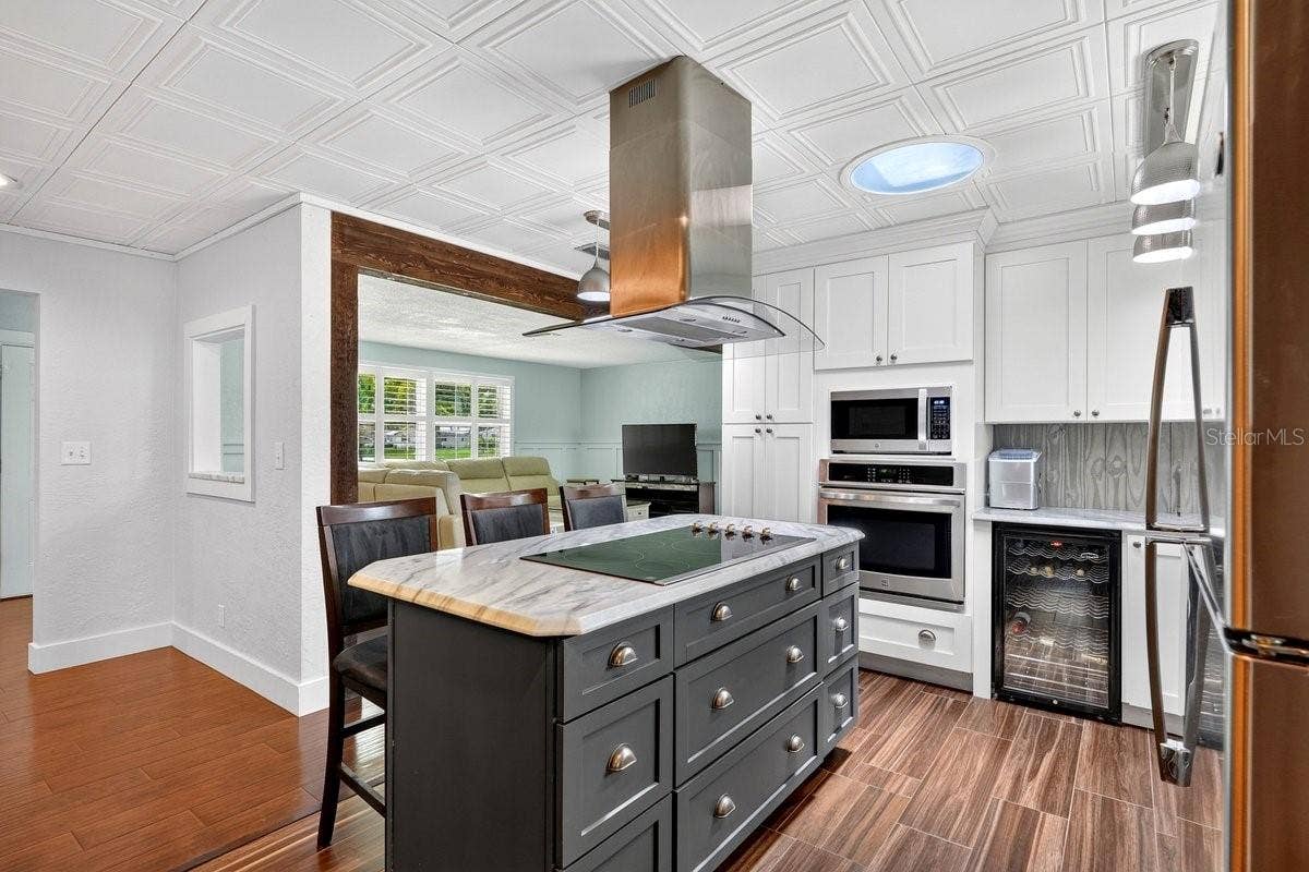 2334 CITRUS AVENUE, South Daytona, FL 32119 2334 CITRUS AVENUE, South Daytona, FL 32119