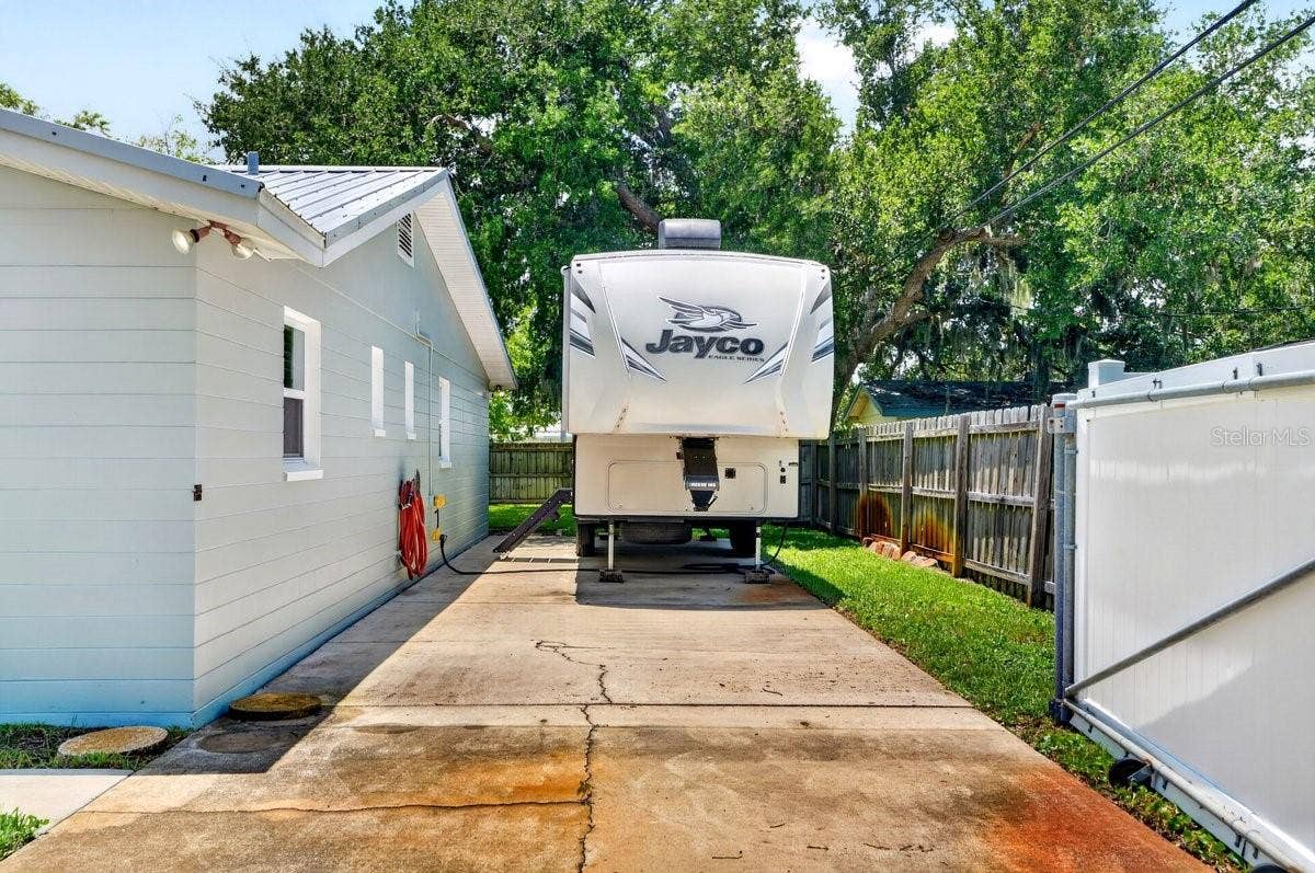 2334 CITRUS AVENUE, South Daytona, FL 32119 2334 CITRUS AVENUE, South Daytona, FL 32119