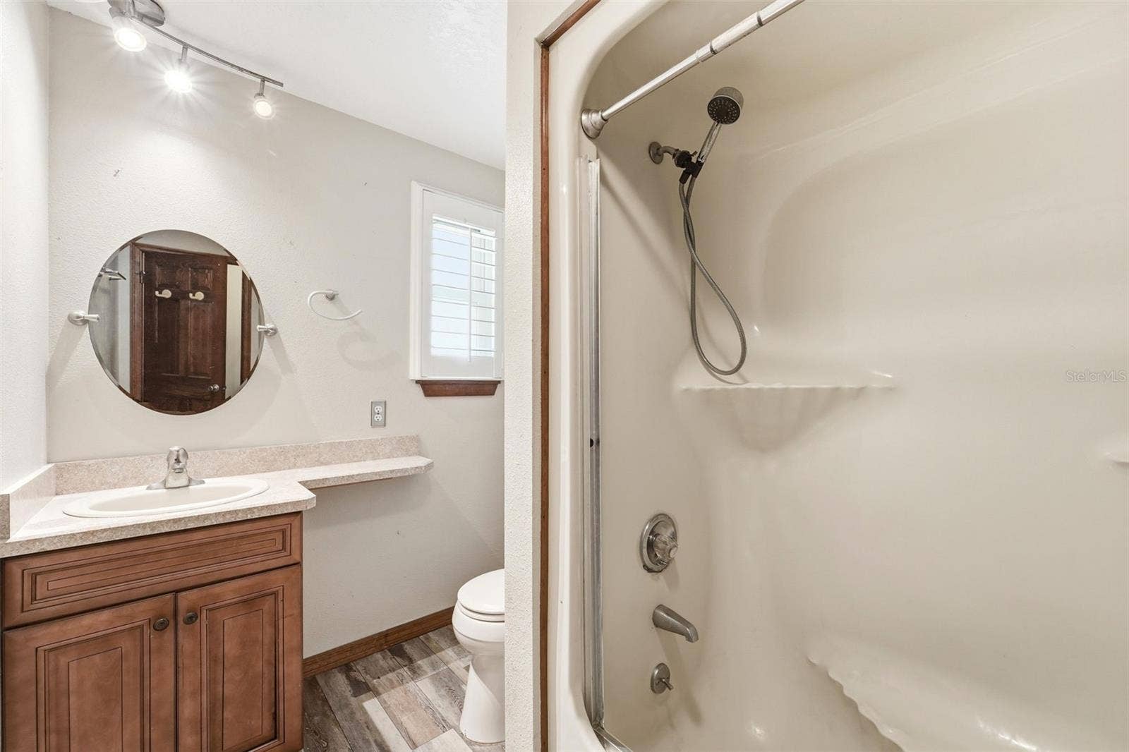 535 LAND O LAKES COURT, Deland, FL 32724 535 LAND O LAKES COURT, Deland, FL 32724