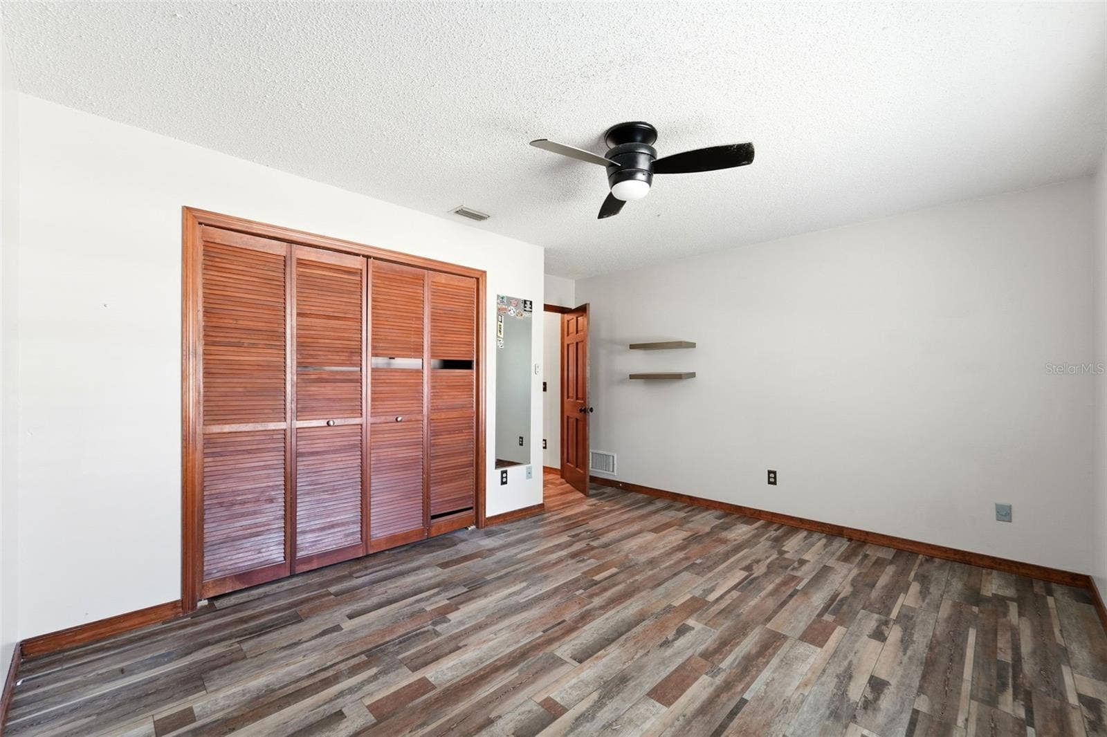 535 LAND O LAKES COURT, Deland, FL 32724 535 LAND O LAKES COURT, Deland, FL 32724