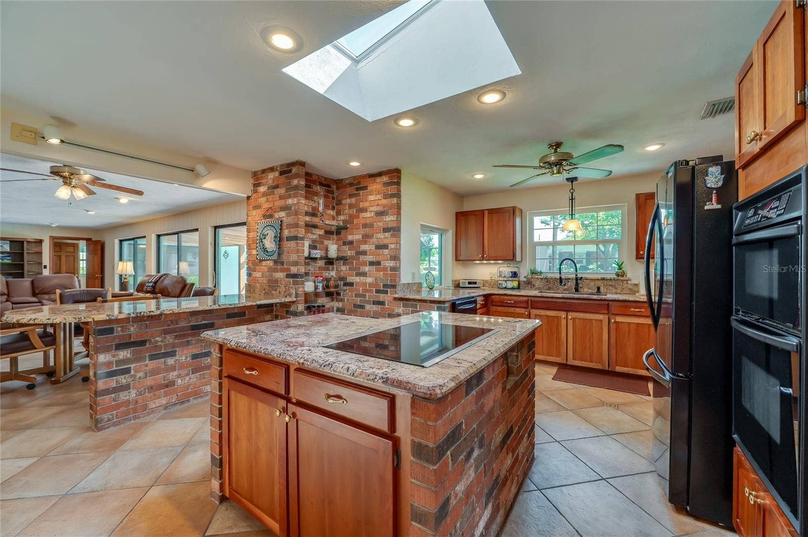 697 JOHN ANDERSON DRIVE, Ormond Beach, FL 32176 Kitchen island with cooktop