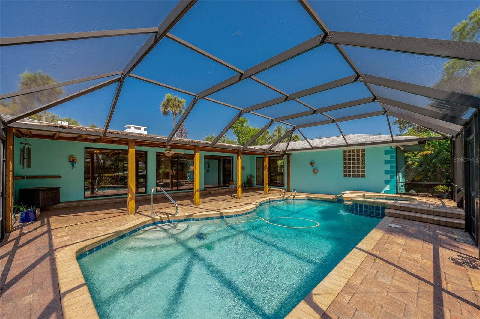 697 JOHN ANDERSON DRIVE, Ormond Beach, FL 32176 Beautiful, large pool