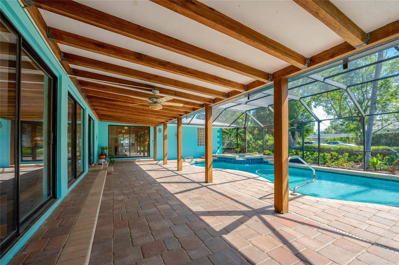 697 JOHN ANDERSON DRIVE, Ormond Beach, FL 32176 Enjoy the outdoors rain or shine.