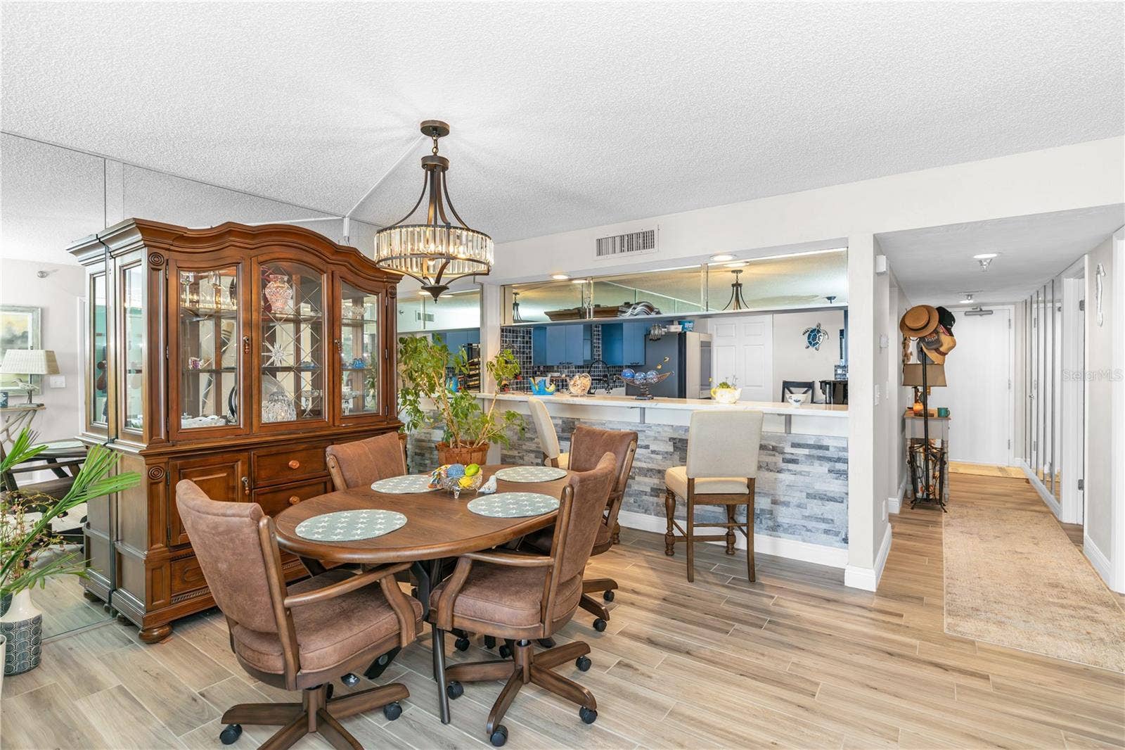 2425 S ATLANTIC AVENUE, #406, Daytona Beach, FL 32118 2425 S ATLANTIC AVENUE, #406, Daytona Beach, FL 32118