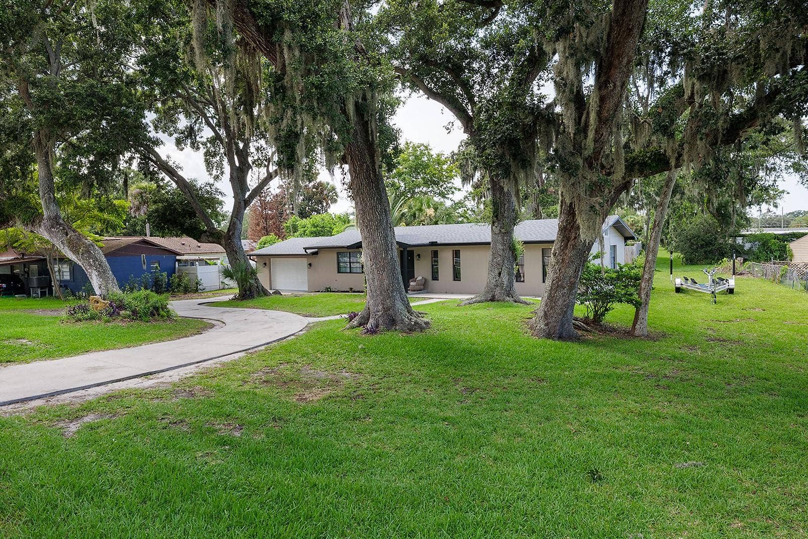764 REED CANAL ROAD, South Daytona, FL 32119 764 REED CANAL ROAD, South Daytona, FL 32119