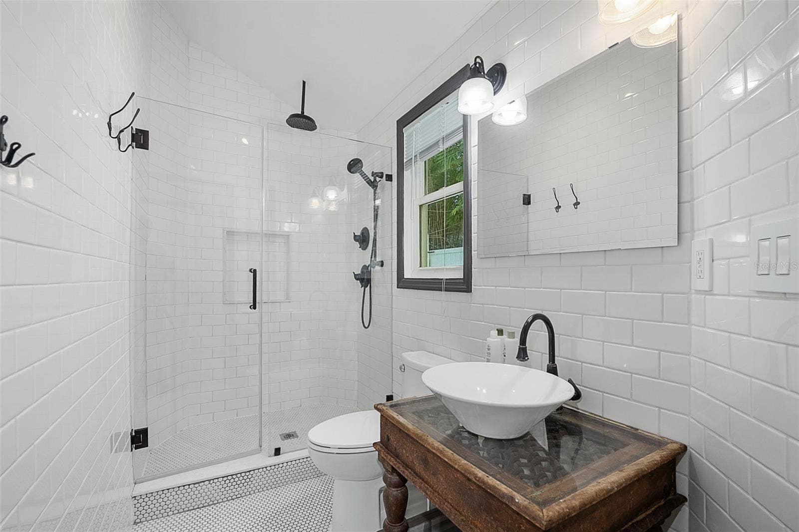 3110 JOHN ANDERSON DRIVE, Ormond Beach, FL 32176 3110 JOHN ANDERSON DRIVE, Ormond Beach, FL 32176