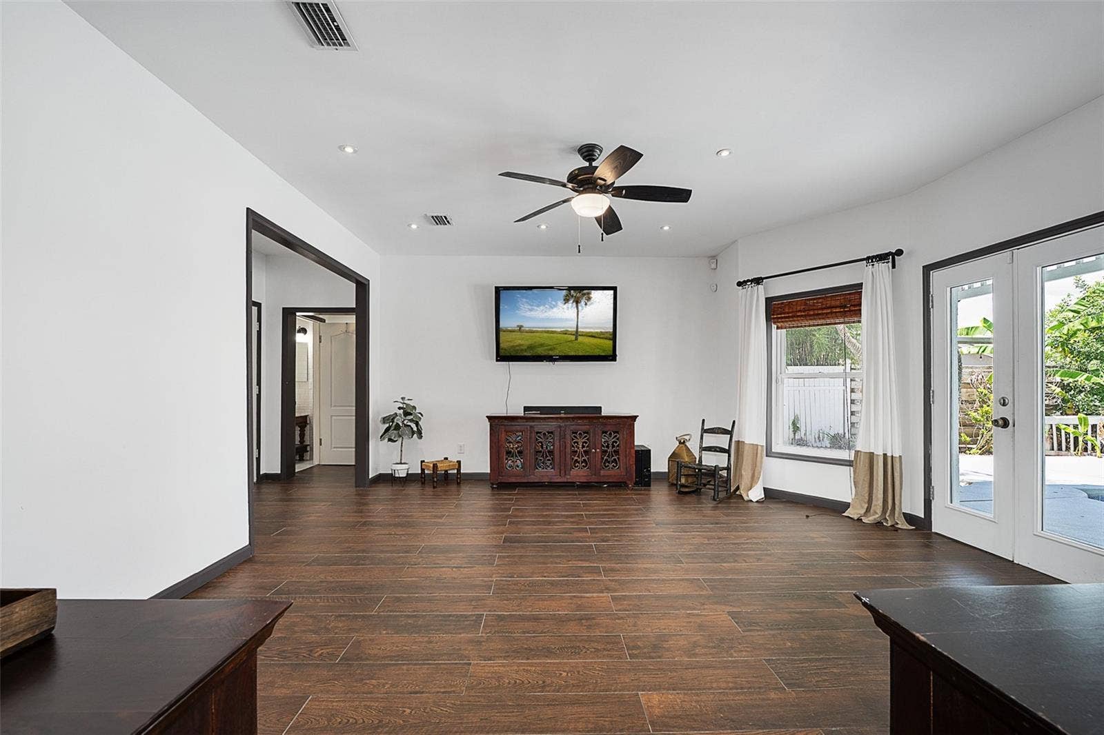 3110 JOHN ANDERSON DRIVE, Ormond Beach, FL 32176 3110 JOHN ANDERSON DRIVE, Ormond Beach, FL 32176
