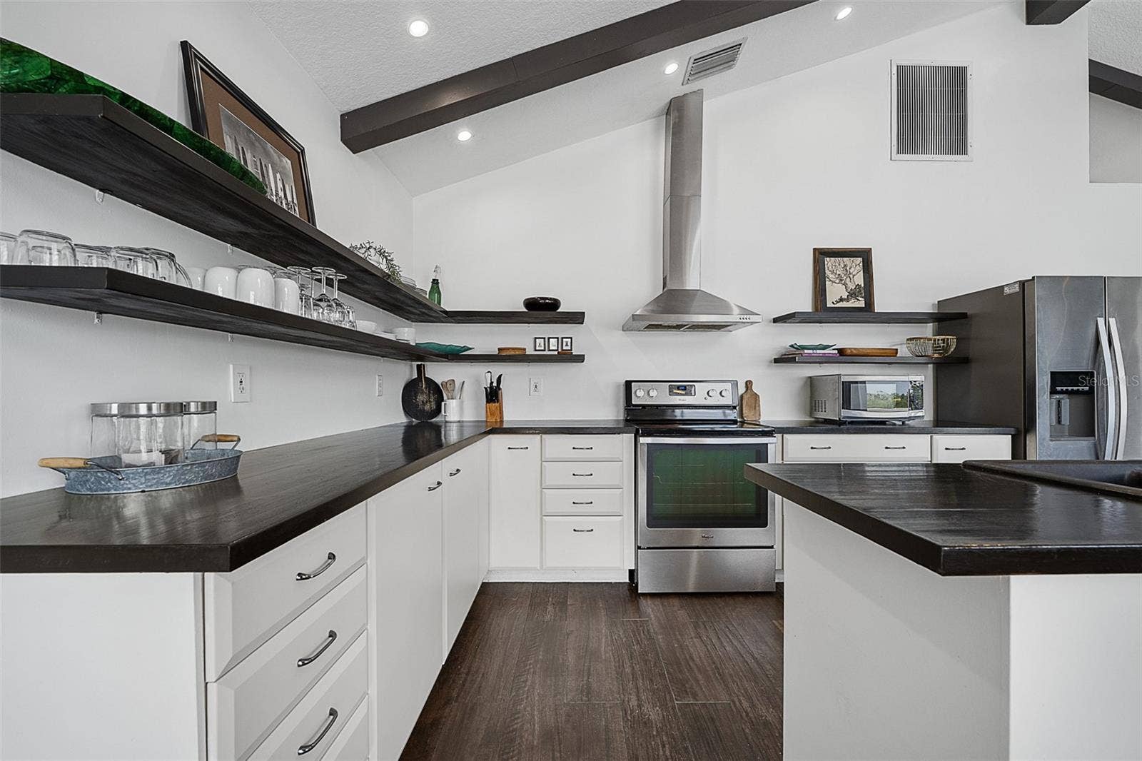 3110 JOHN ANDERSON DRIVE, Ormond Beach, FL 32176 3110 JOHN ANDERSON DRIVE, Ormond Beach, FL 32176