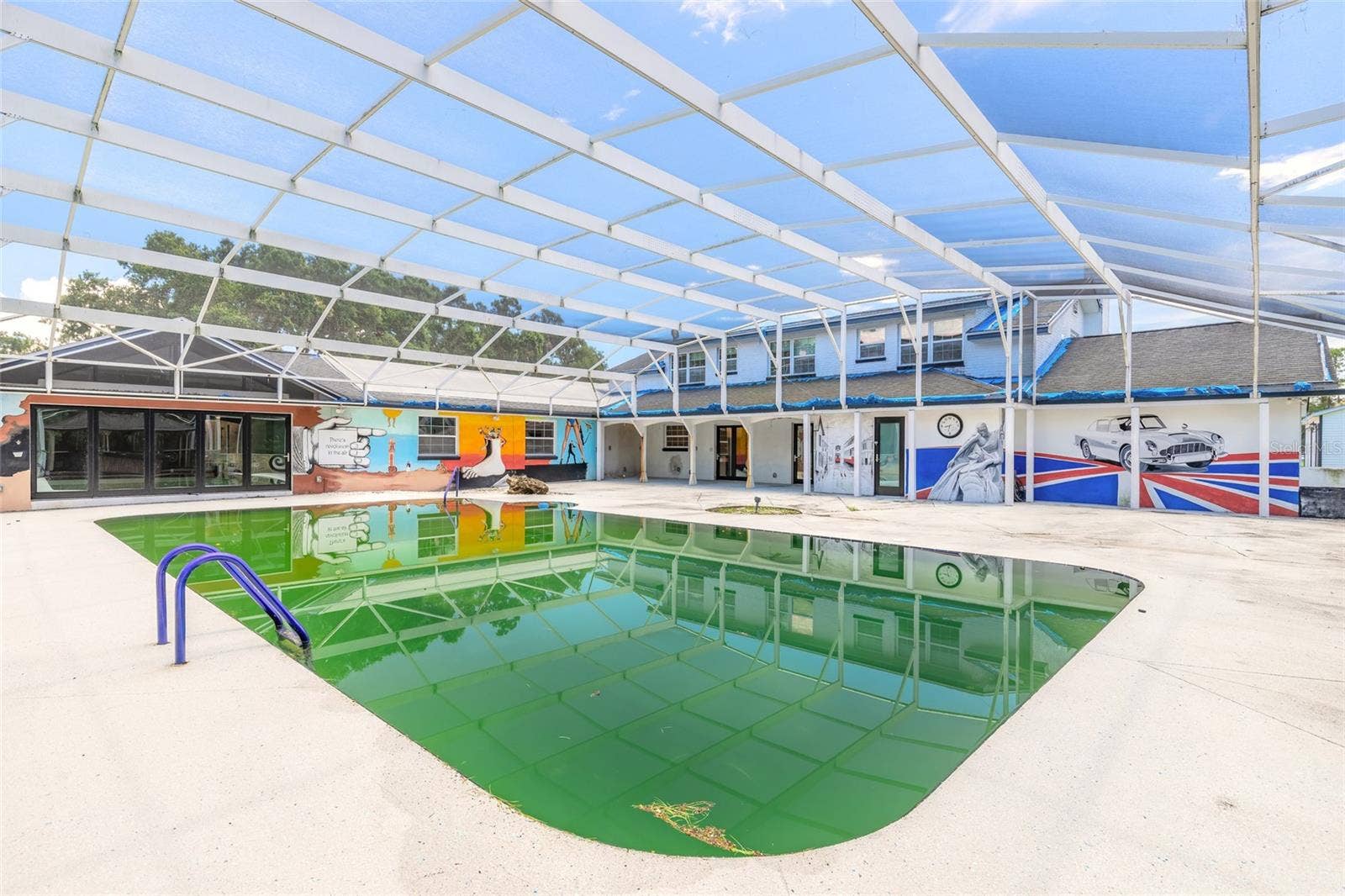Giant Pool Deck