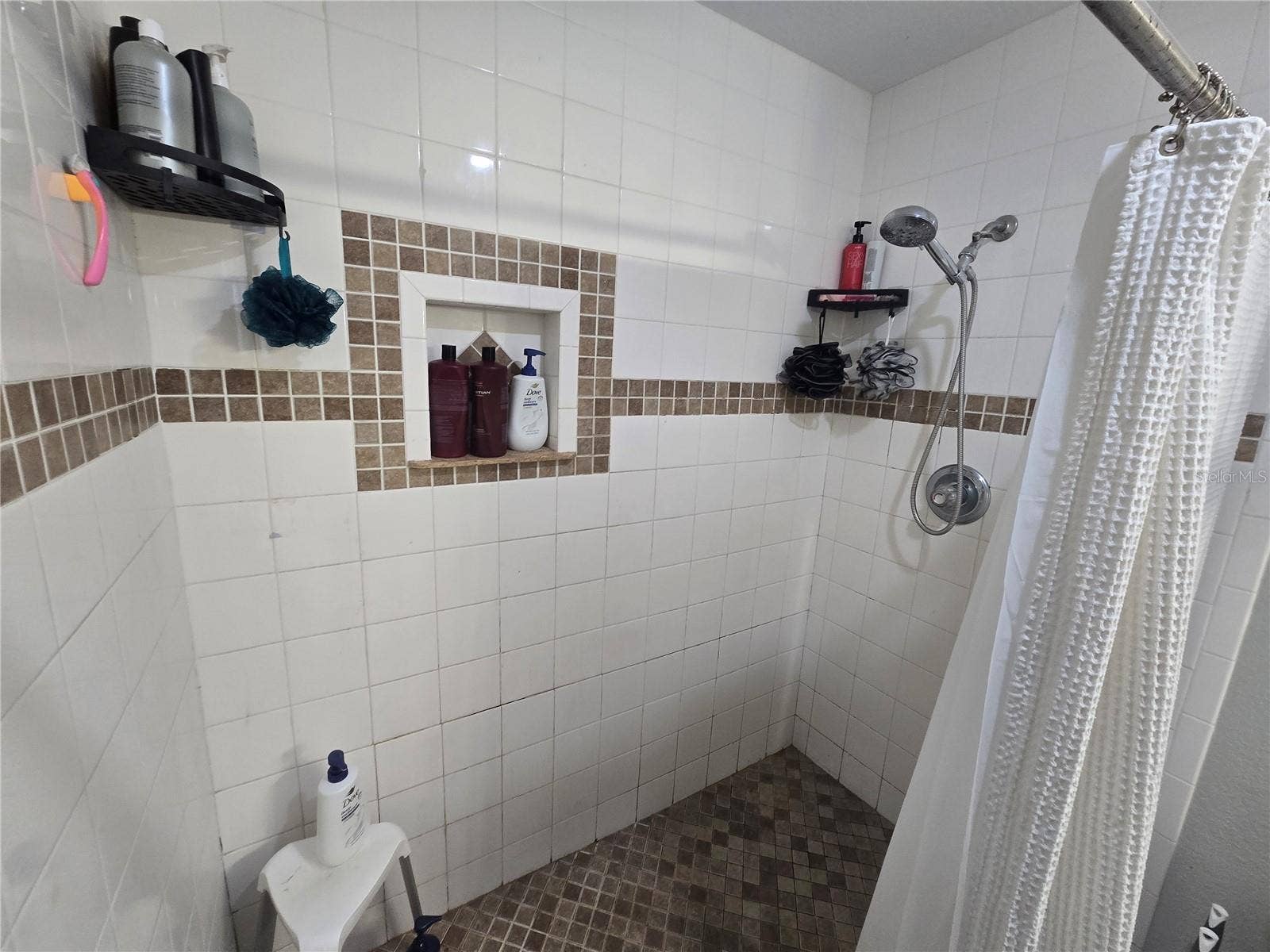 340 S CENTER STREET, Ormond Beach, FL 32174 Primary Bath