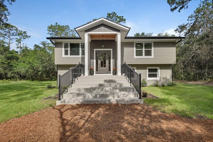 Property photo for 1530 DEERMOSS LANE, Deland, FL