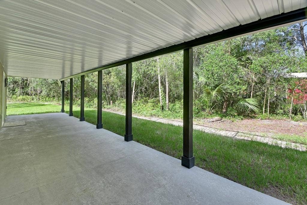Under decking ceiling. Enjoy the patio in the rain.