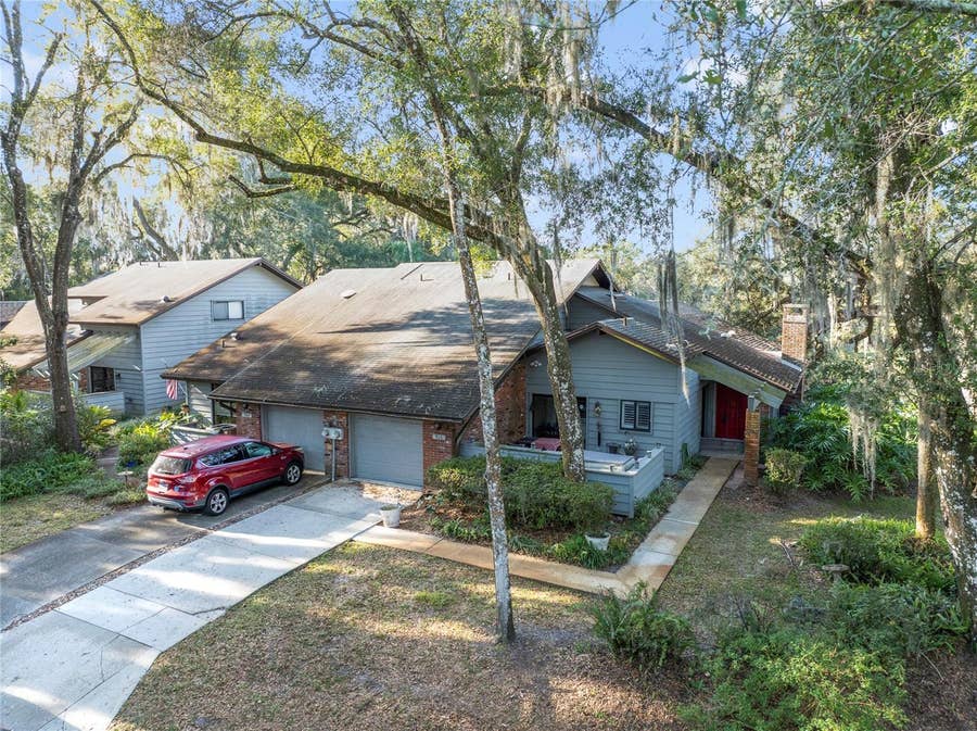 Property photo for 906 VILLAGE GREEN ROAD, Deland, FL