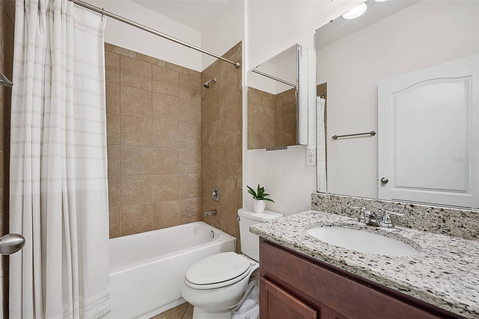 740 PREAKNESS CIRCLE, Deland, FL 32724