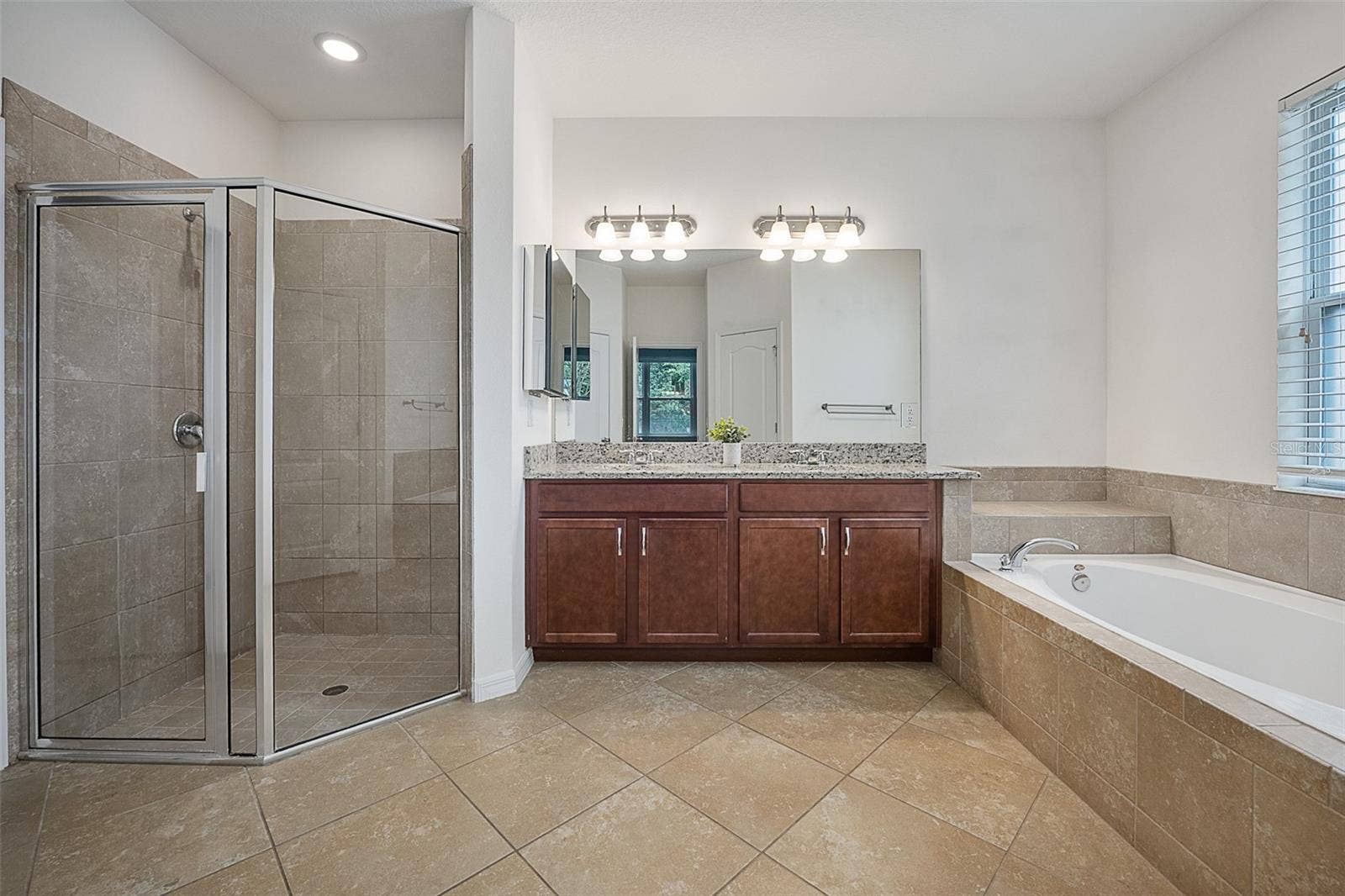 740 PREAKNESS CIRCLE, Deland, FL 32724
