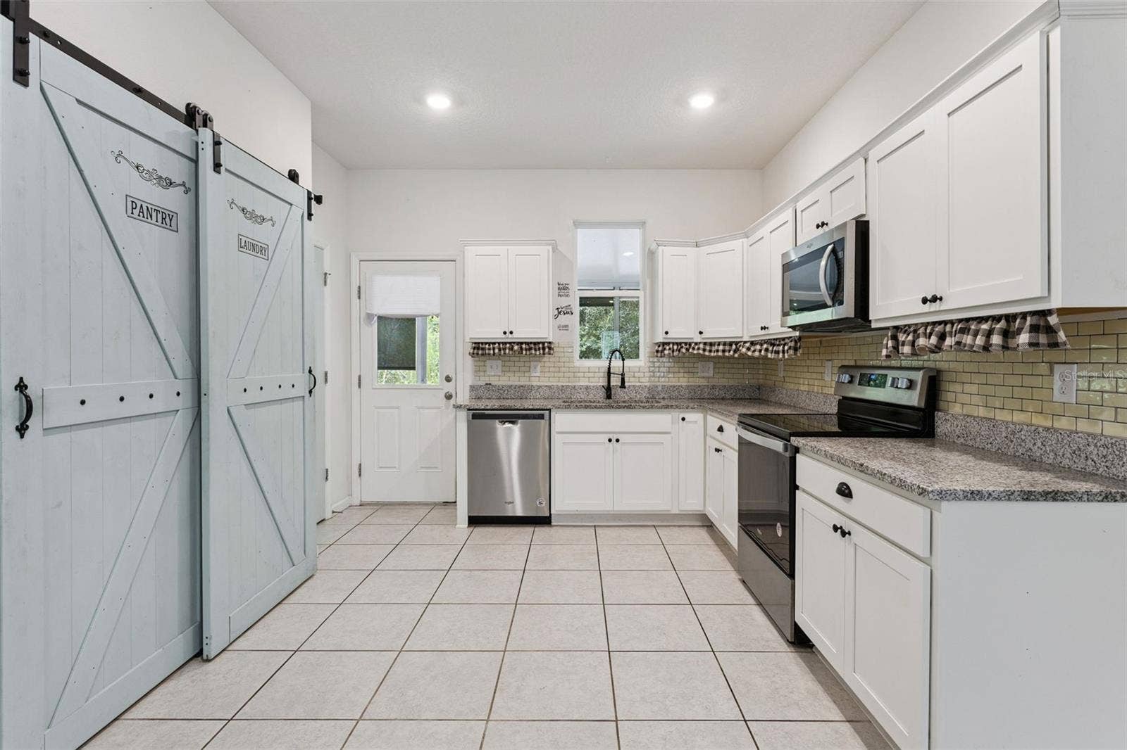 2059 CADES COVE WAY, Deland, FL 32720
