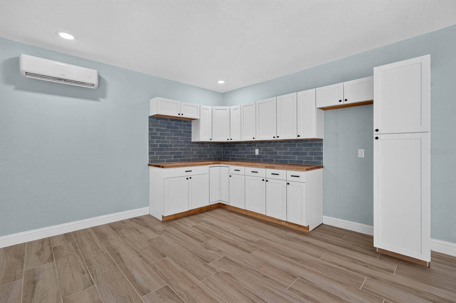 3798 BREEZY COURT, Ormond Beach, FL 32174 3798 BREEZY COURT, Ormond Beach, FL 32174