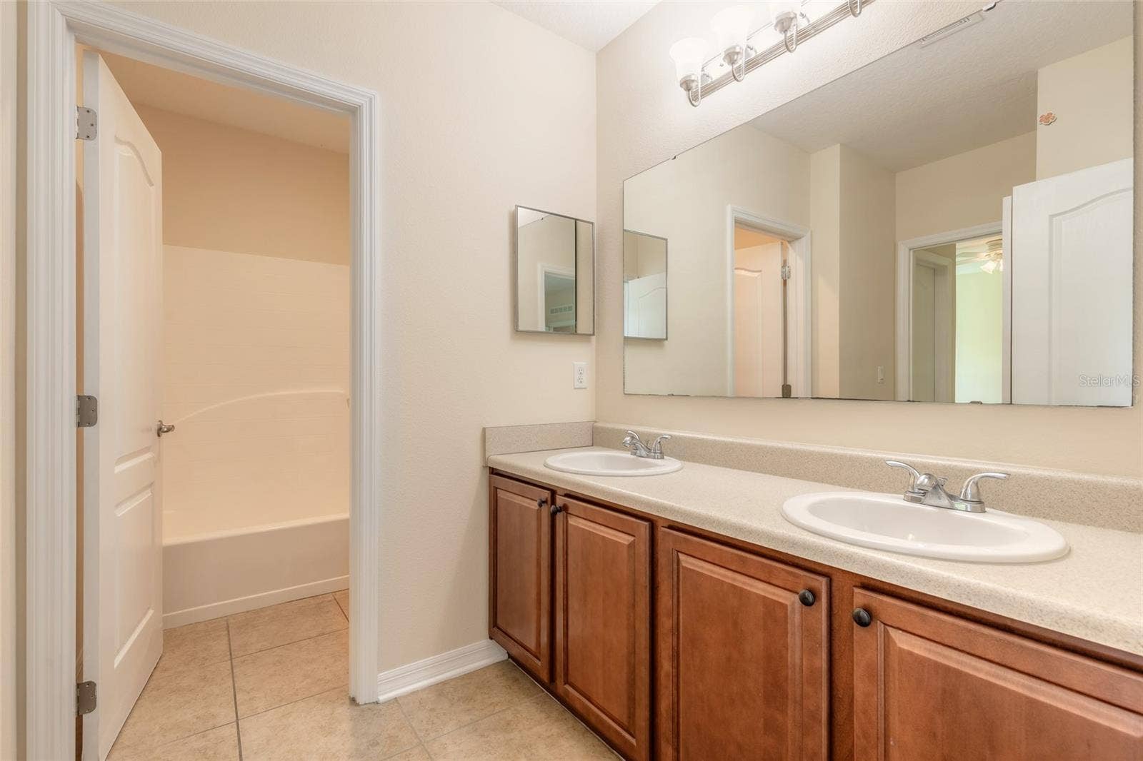 3938 SUNSET COVE DRIVE, Port Orange, FL 32129