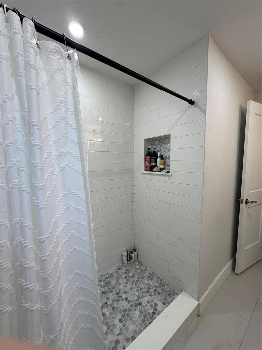 Hall Shower