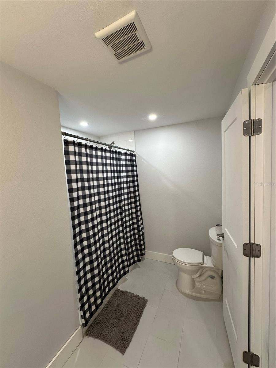 Primary Shower