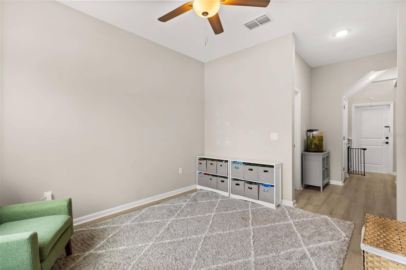 726 PORTER RYE AVENUE, Debary, FL 32713 726 PORTER RYE AVENUE, Debary, FL 32713