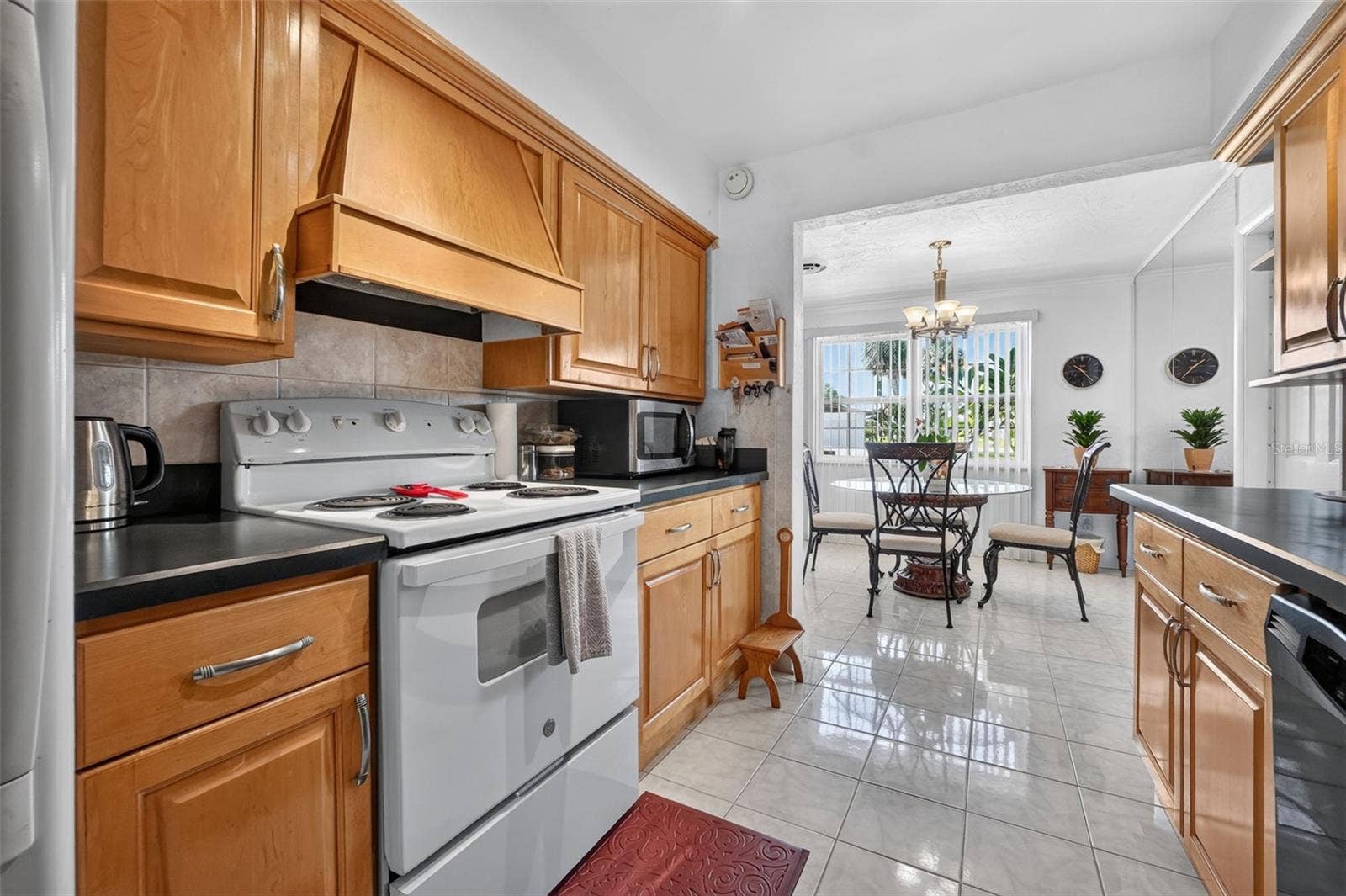 2525 CORAL WAY W, Daytona Beach, FL 32118 2525 CORAL WAY W, Daytona Beach, FL 32118
