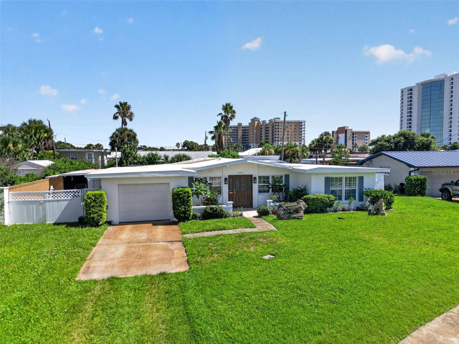 2525 CORAL WAY W, Daytona Beach, FL 32118 2525 CORAL WAY W, Daytona Beach, FL 32118