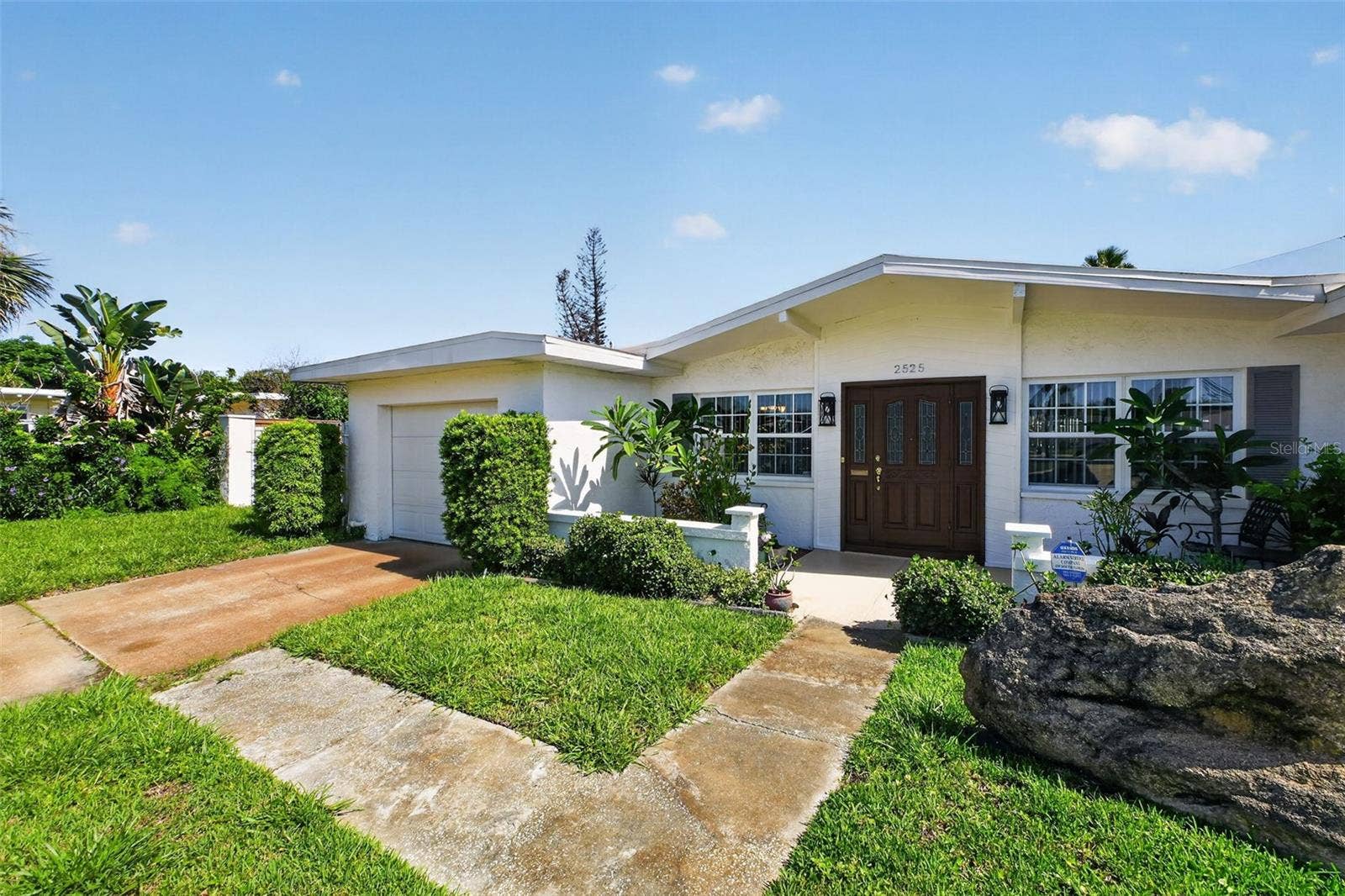 2525 CORAL WAY W, Daytona Beach, FL 32118 2525 CORAL WAY W, Daytona Beach, FL 32118