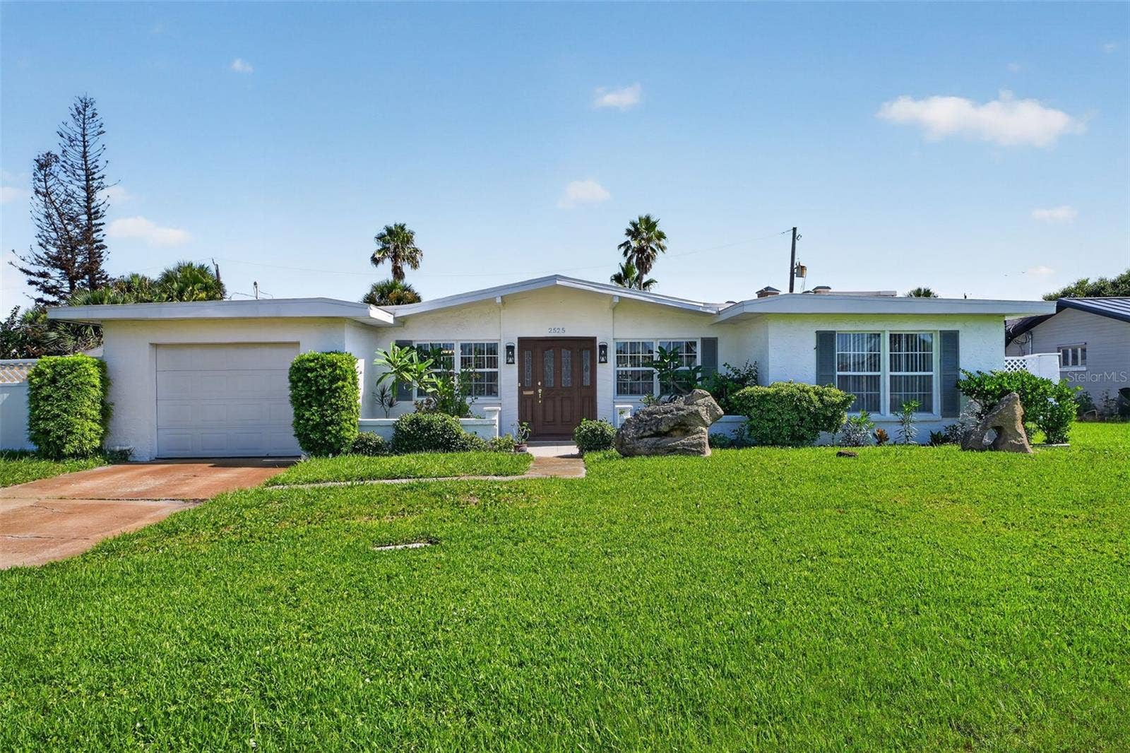 2525 CORAL WAY W, Daytona Beach, FL 32118 2525 CORAL WAY W, Daytona Beach, FL 32118