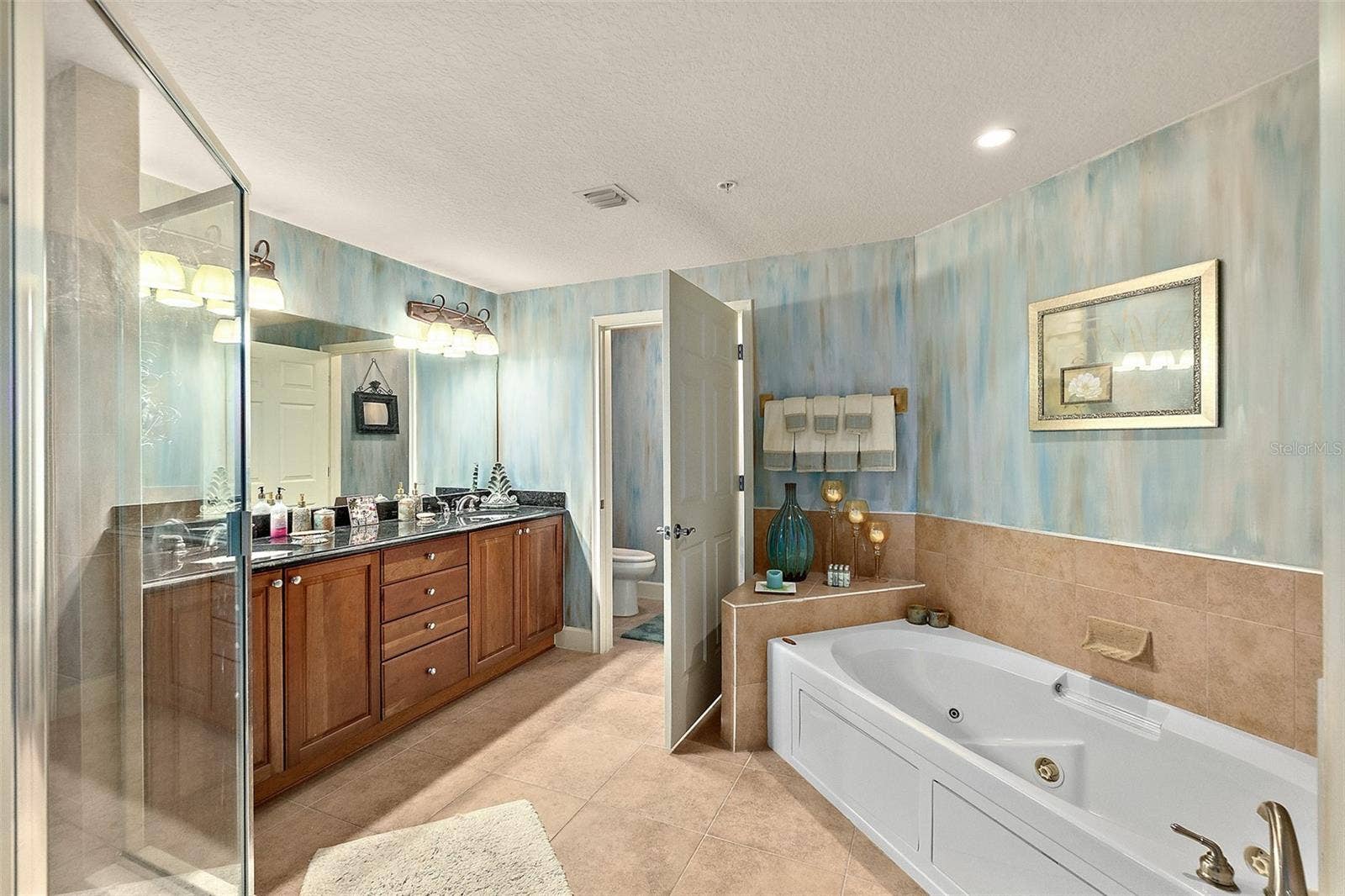 2403 S ATLANTIC AVENUE, #1008, Daytona Beach Shores, FL 32118 Spa-inspired bathroom