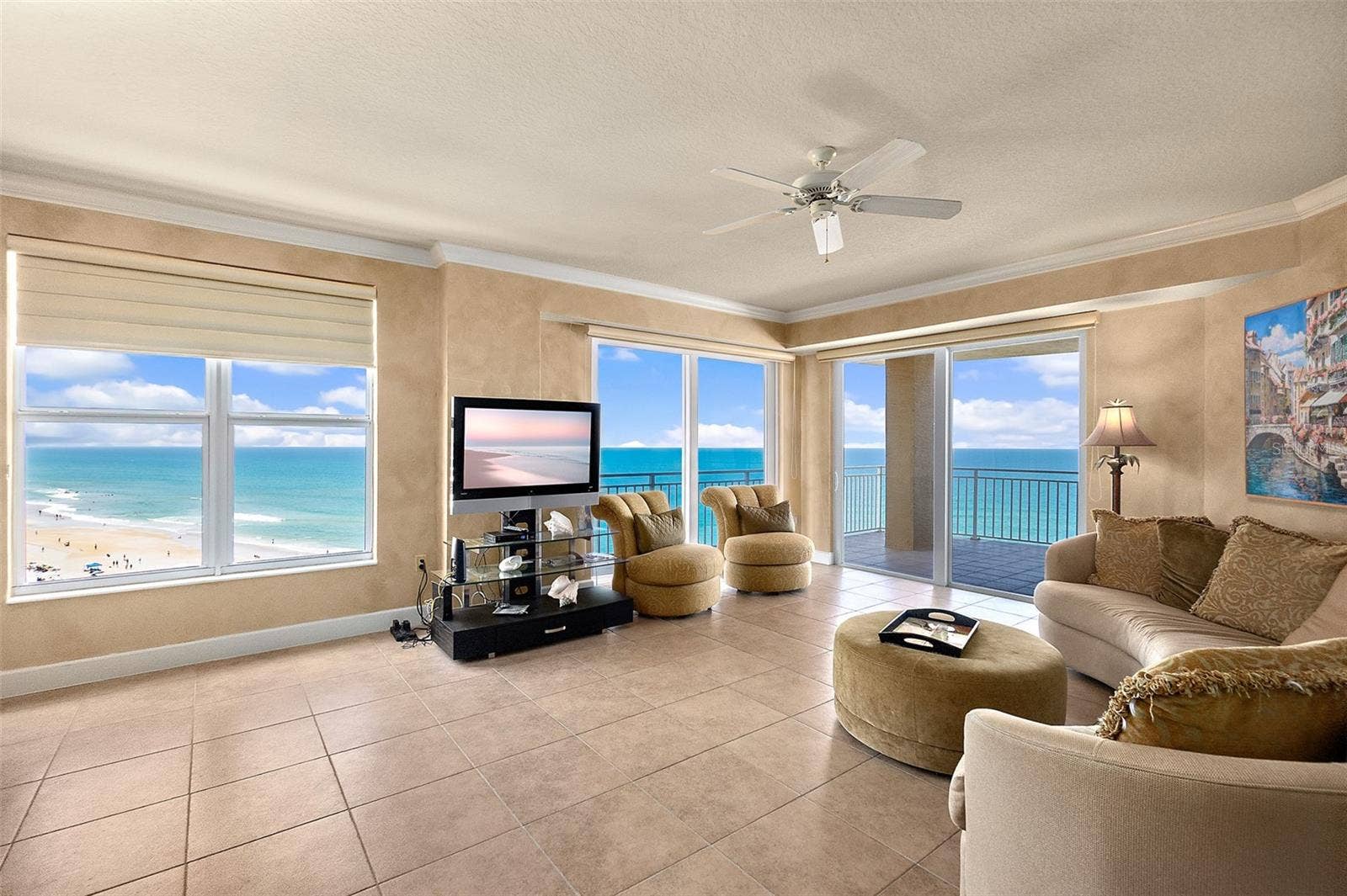 2403 S ATLANTIC AVENUE, #1008, Daytona Beach Shores, FL 32118 31-foot living room/dining room