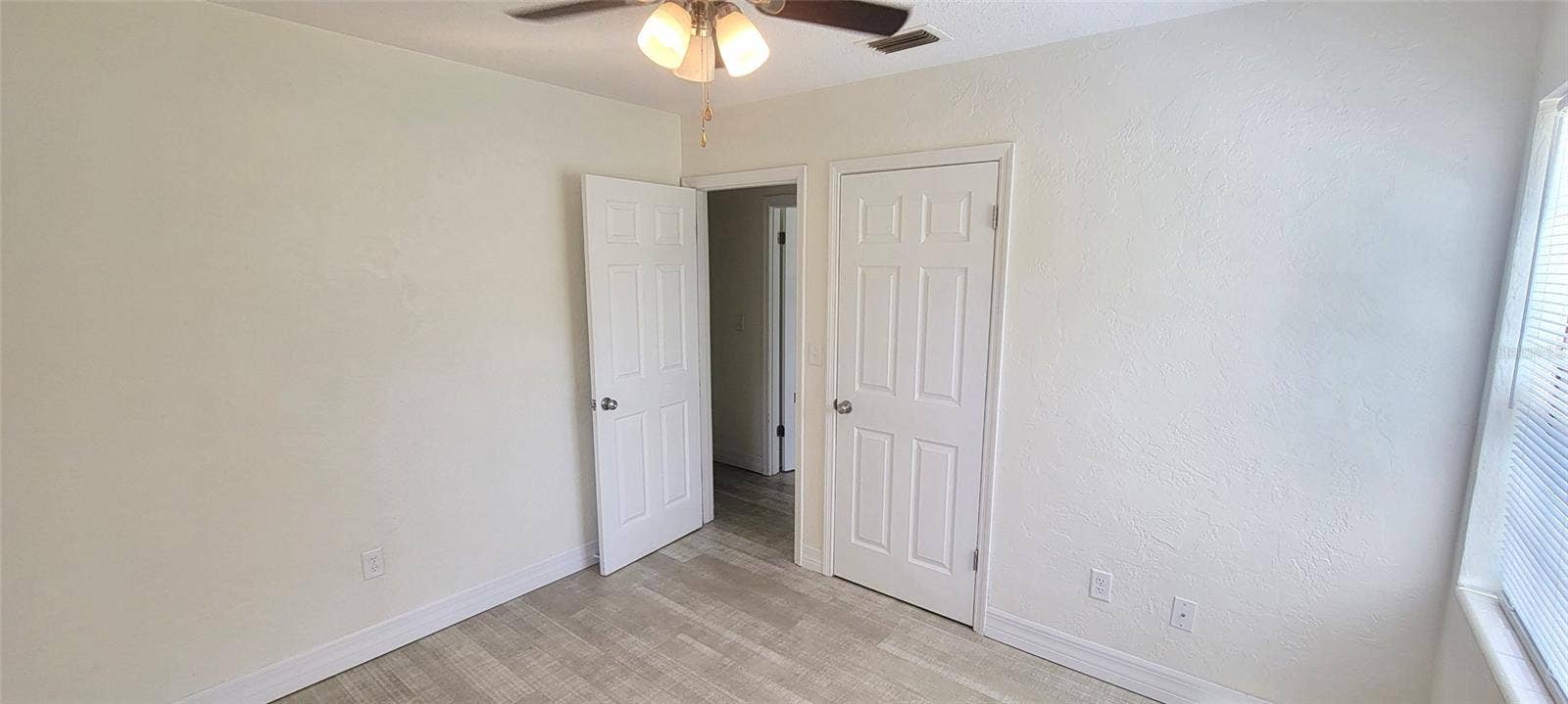 1965 MANOR WAY, Deland, FL 32720 1965 MANOR WAY, Deland, FL 32720