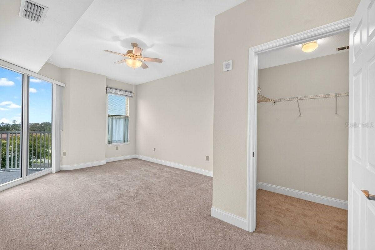 2801 S RIDGEWOOD AVENUE, #504, South Daytona, FL 32119