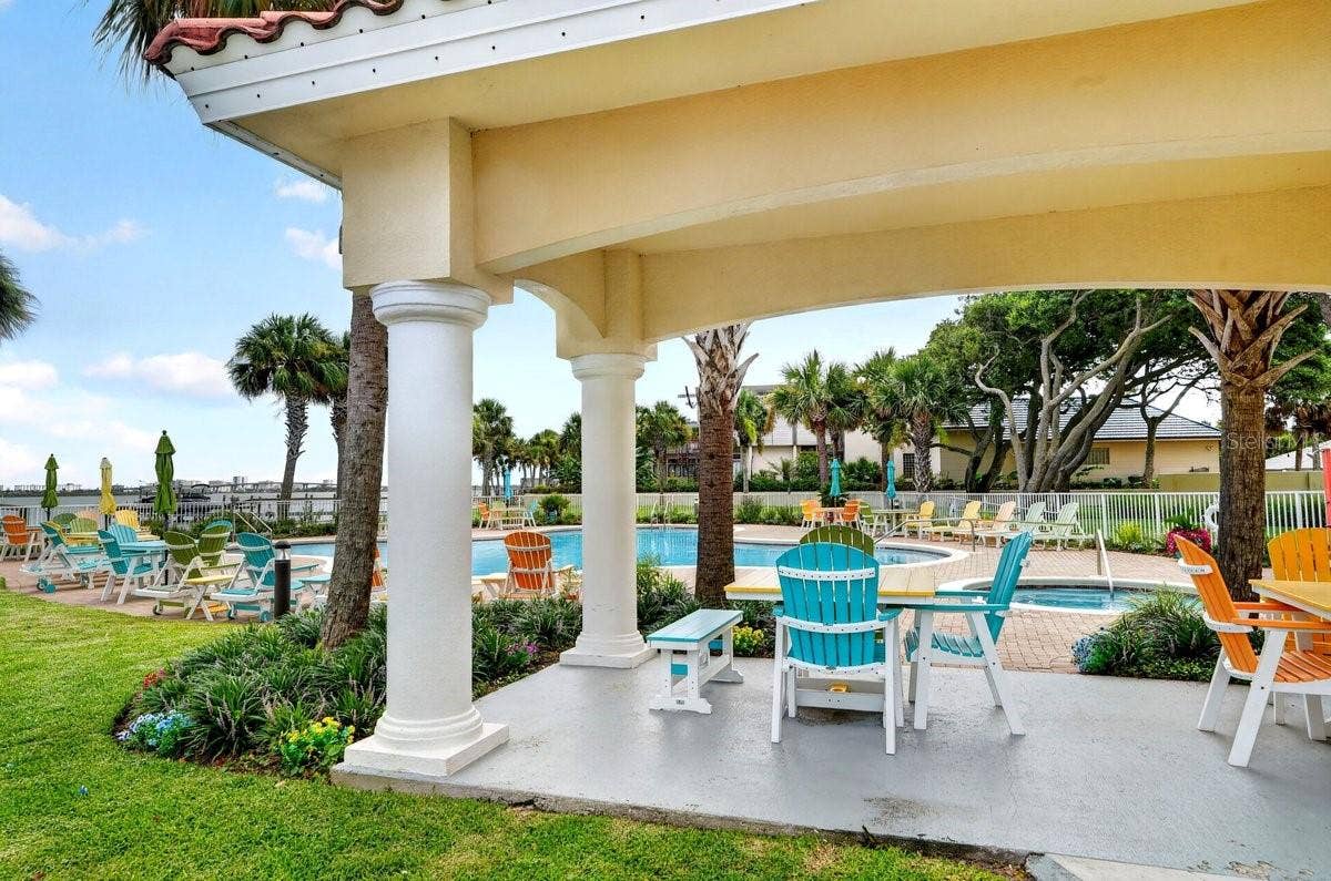 2801 S RIDGEWOOD AVENUE, #504, South Daytona, FL 32119