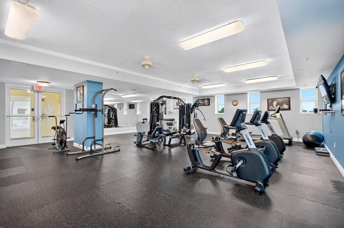 2801 S RIDGEWOOD AVENUE, #504, South Daytona, FL 32119