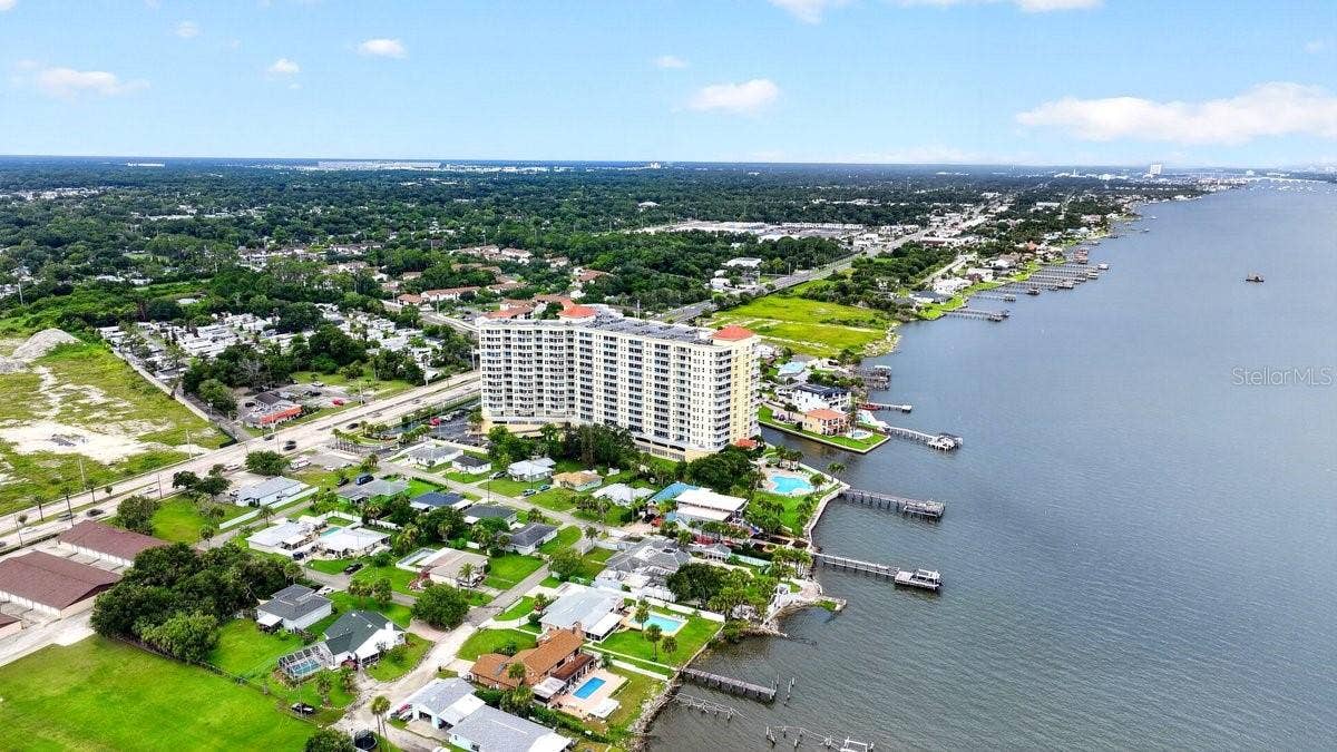 2801 S RIDGEWOOD AVENUE, #504, South Daytona, FL 32119