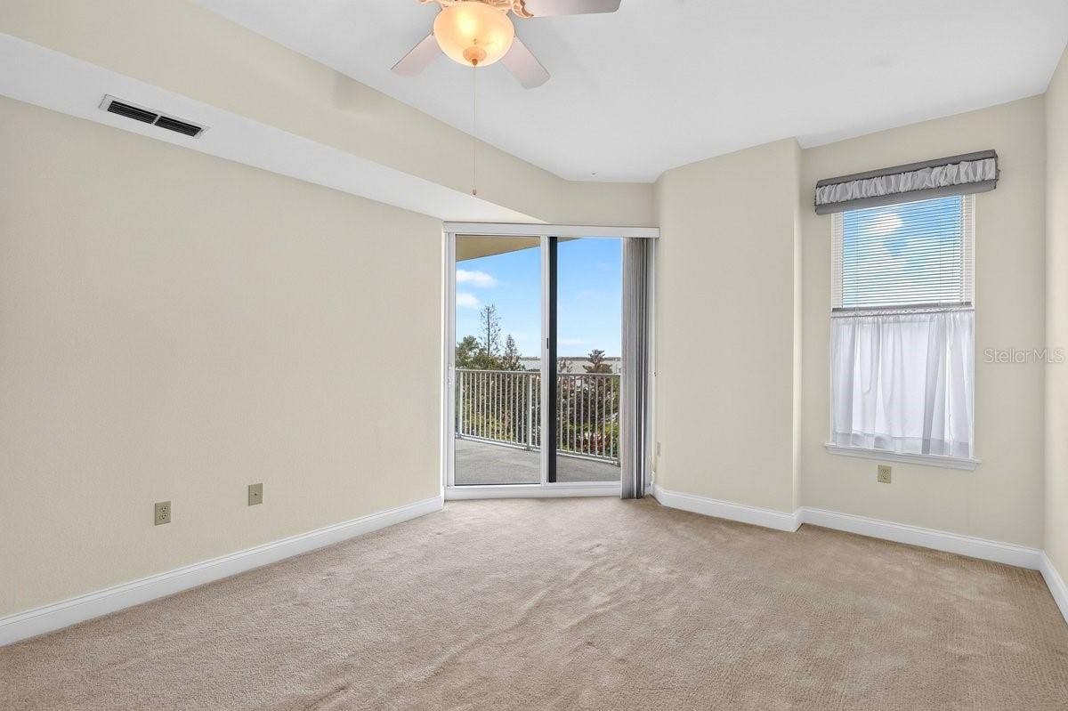 2801 S RIDGEWOOD AVENUE, #504, South Daytona, FL 32119