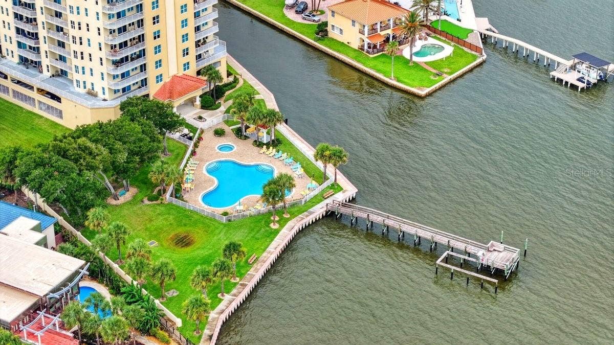 2801 S RIDGEWOOD AVENUE, #504, South Daytona, FL 32119