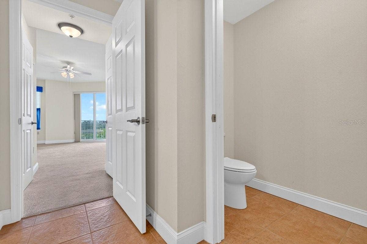 2801 S RIDGEWOOD AVENUE, #504, South Daytona, FL 32119