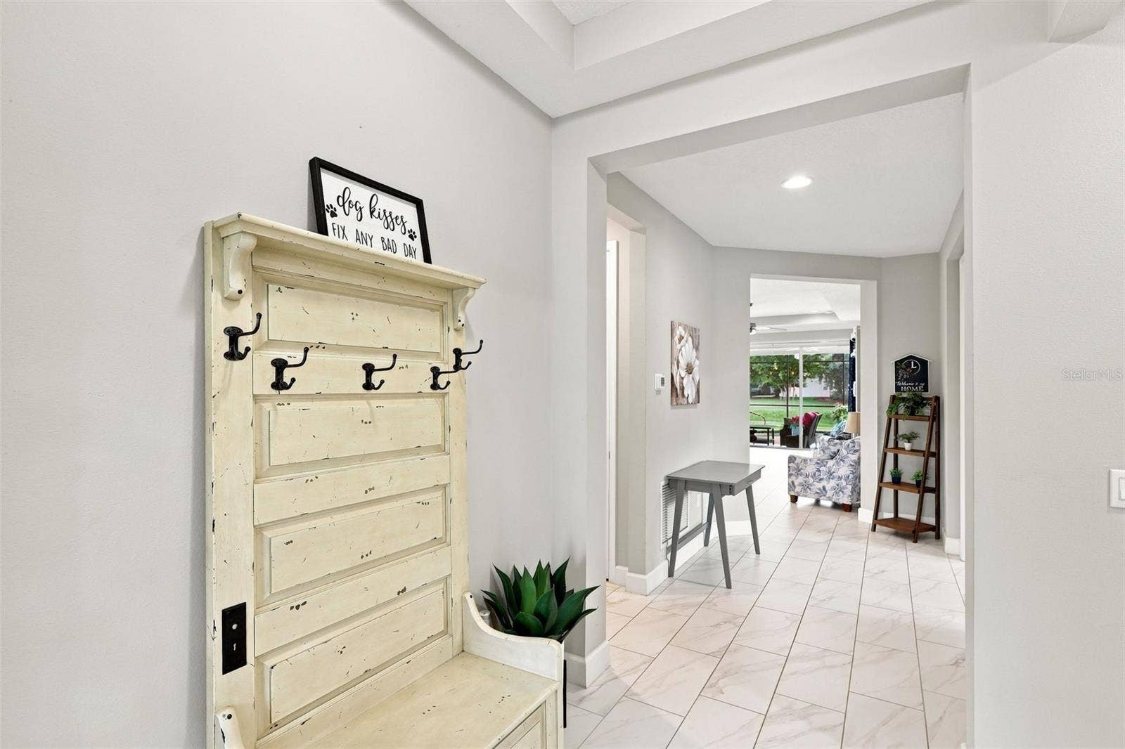 253 OLD MOSS CIRCLE, Deland, FL 32724 253 OLD MOSS CIRCLE, Deland, FL 32724