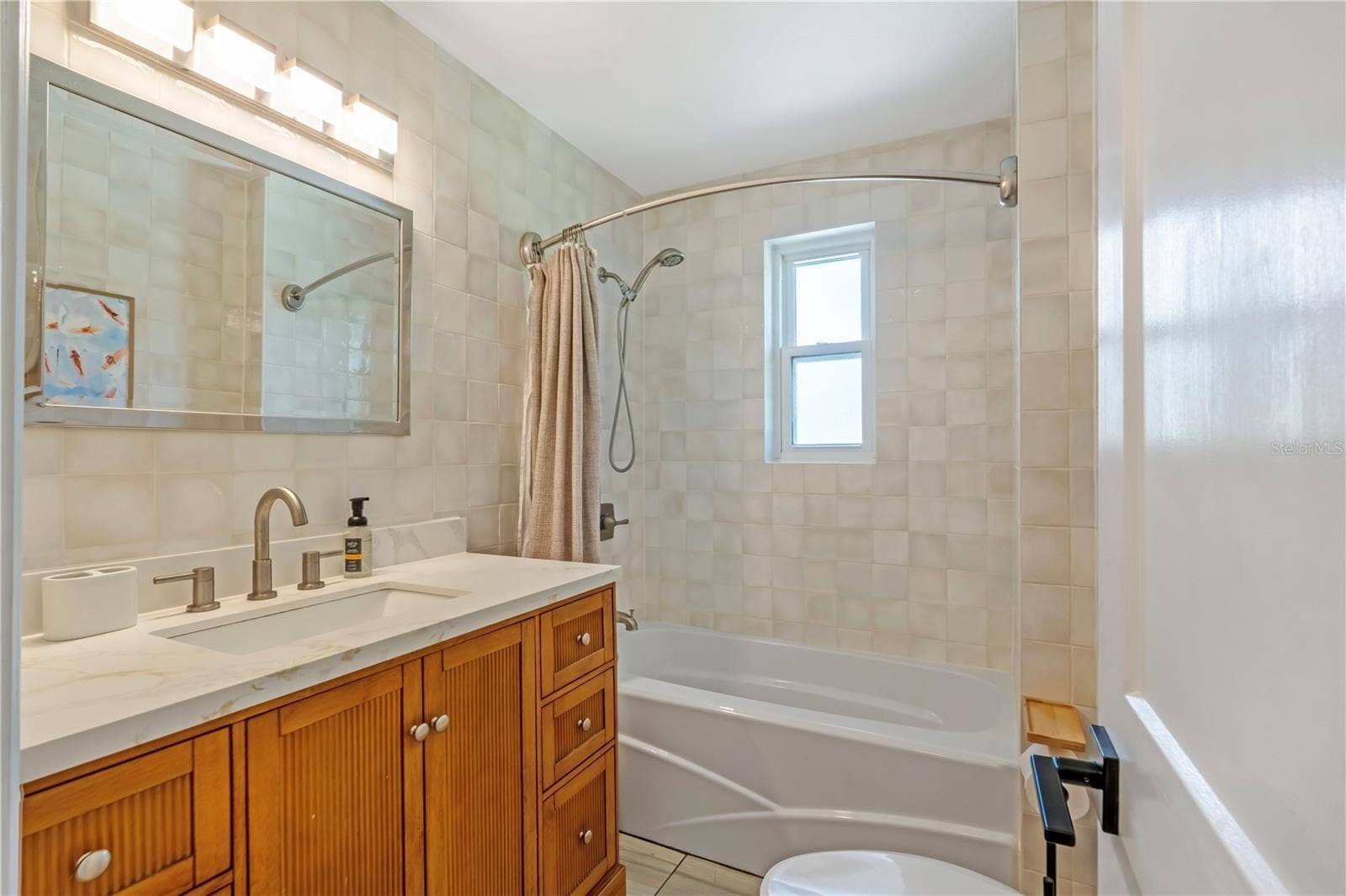 988 SHOCKNEY DRIVE, Ormond Beach, FL 32174 988 SHOCKNEY DRIVE, Ormond Beach, FL 32174
