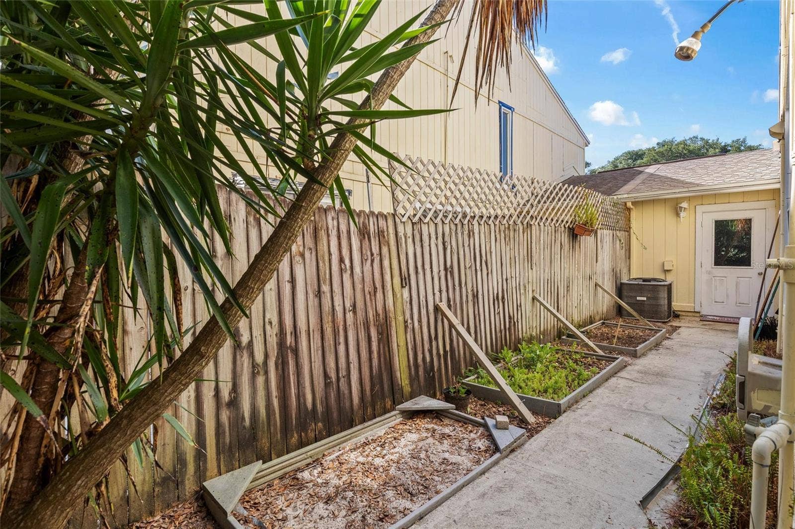 108 NORTHBROOK LANE, Ormond Beach, FL 32174 108 NORTHBROOK LANE, Ormond Beach, FL 32174