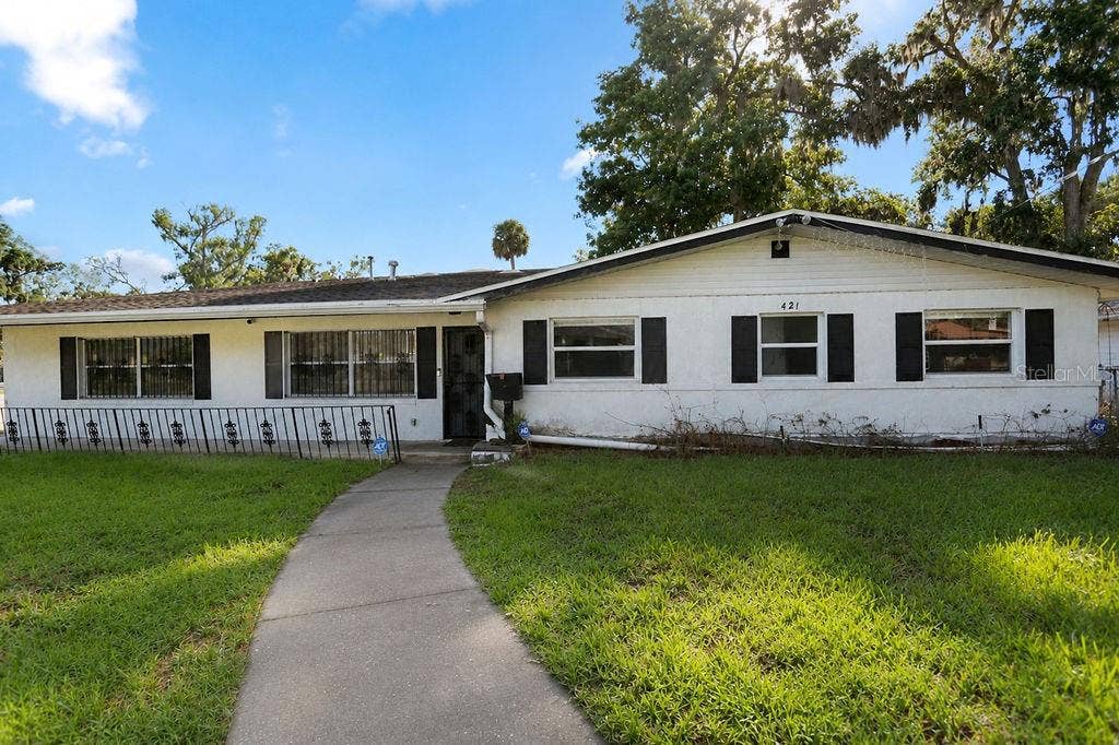 421 N FREDERICK AVENUE, Daytona Beach, FL 32114 421 N FREDERICK AVENUE, Daytona Beach, FL 32114