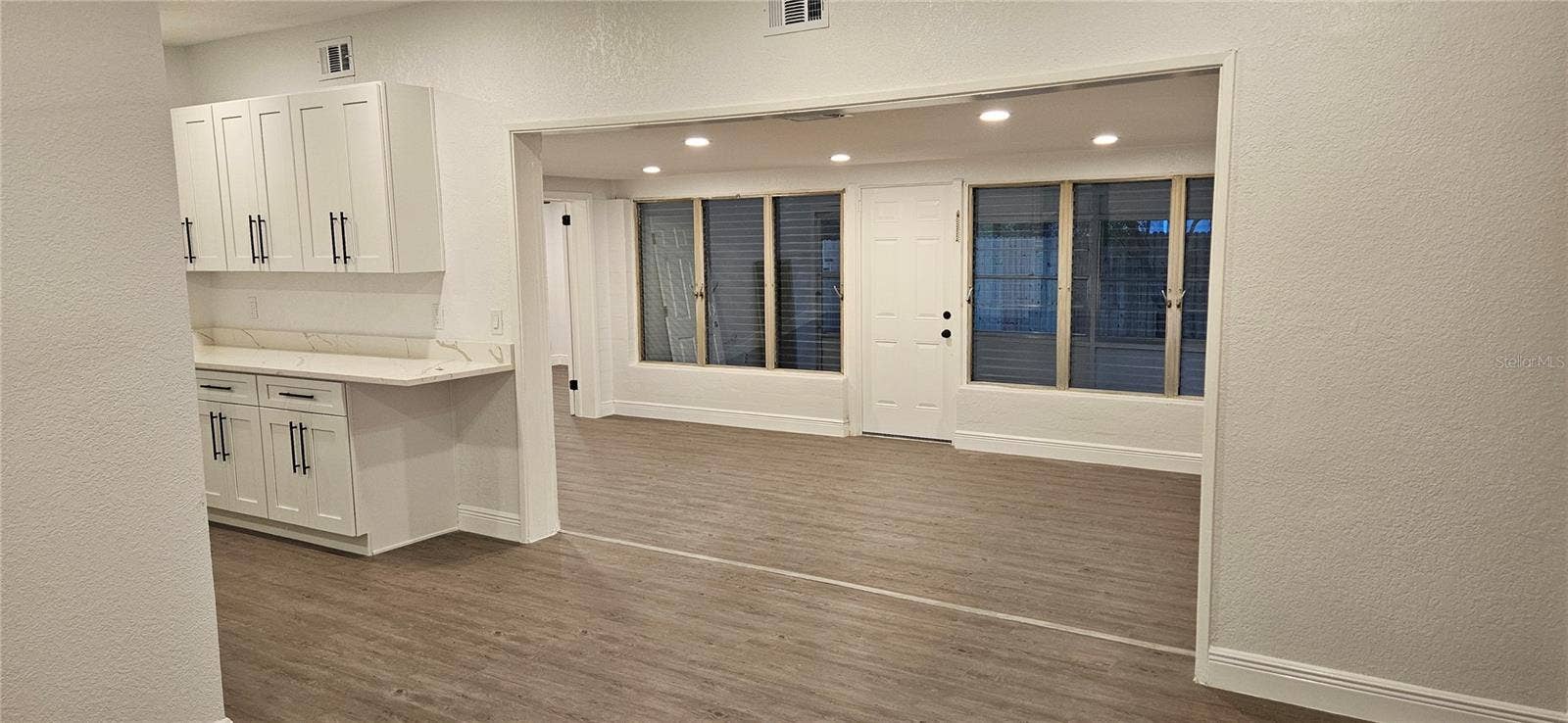 1304 HILLCREST DRIVE, Daytona Beach, FL 32114
